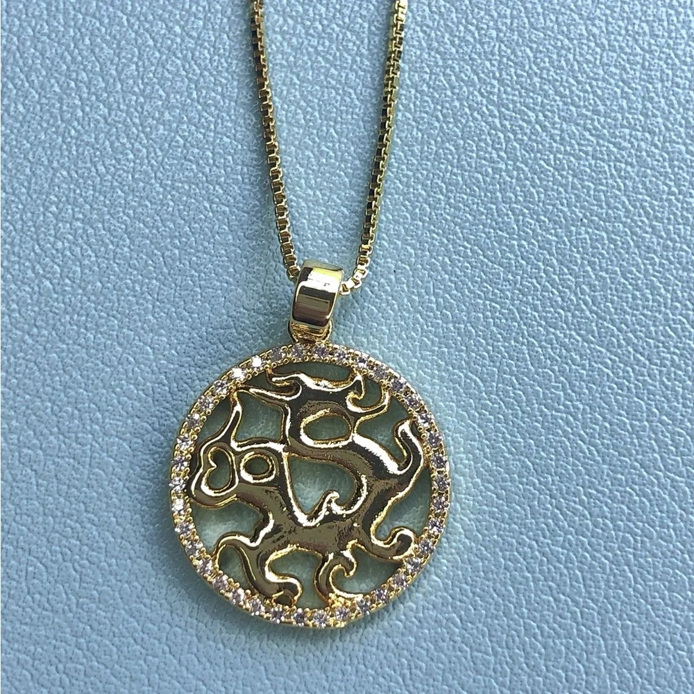 ๐14K Gold Pendant Necklace - Picture 3 of 6